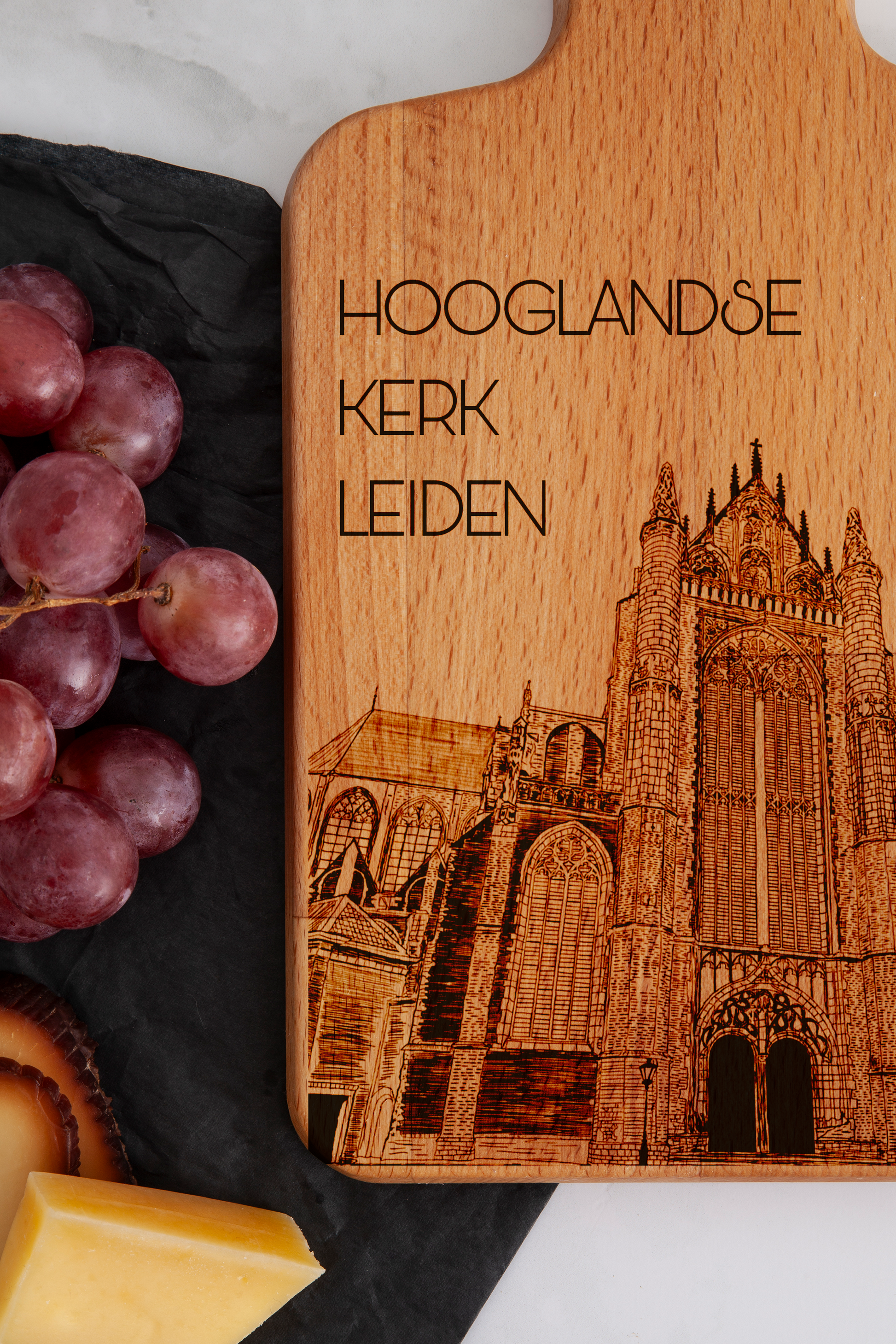 Leiden, Hooglandse Kerk, cheese board, close-up