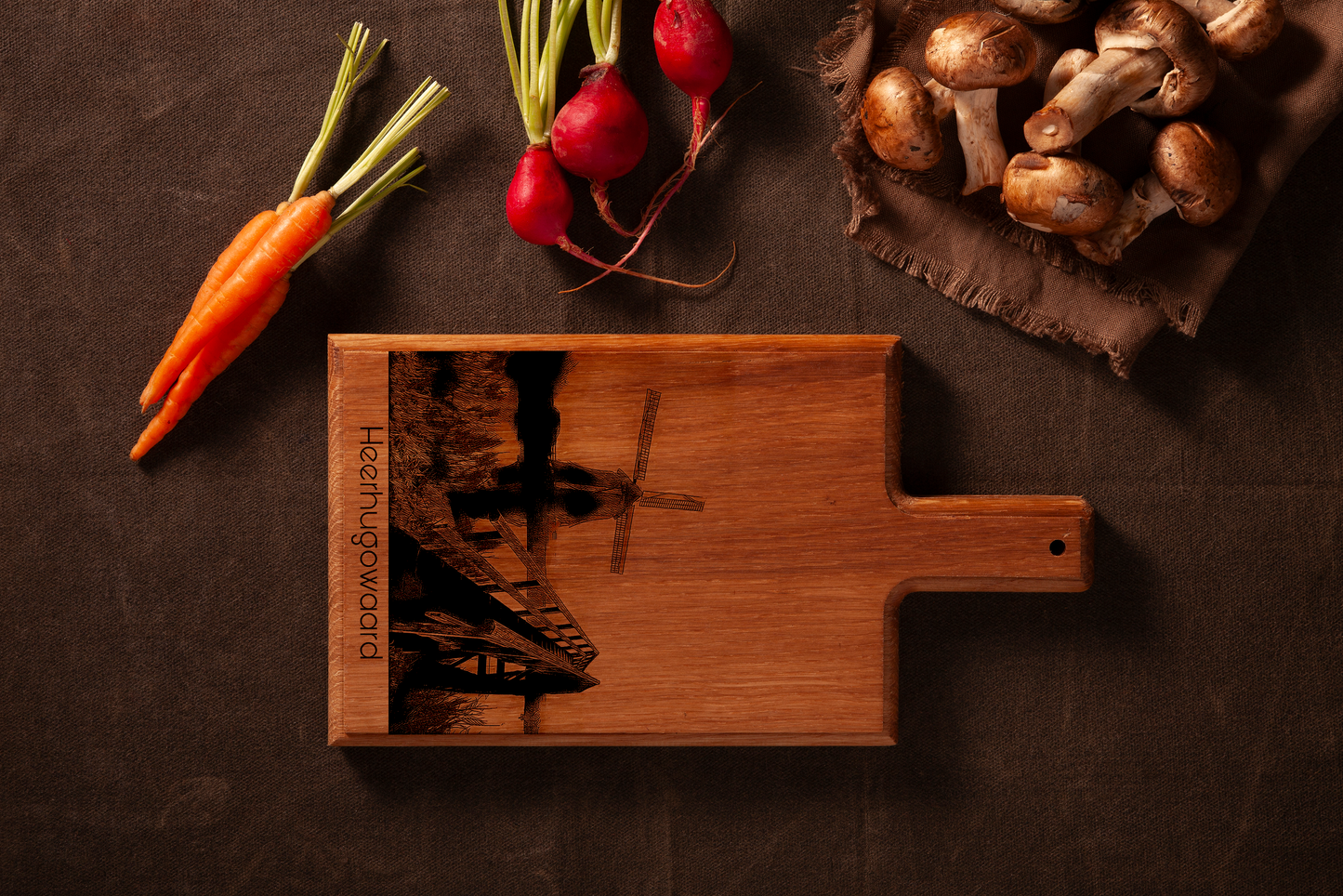 Heerhugowaard – Handmade Beechwood Serving & Cheese Board (28 × 15 cm)