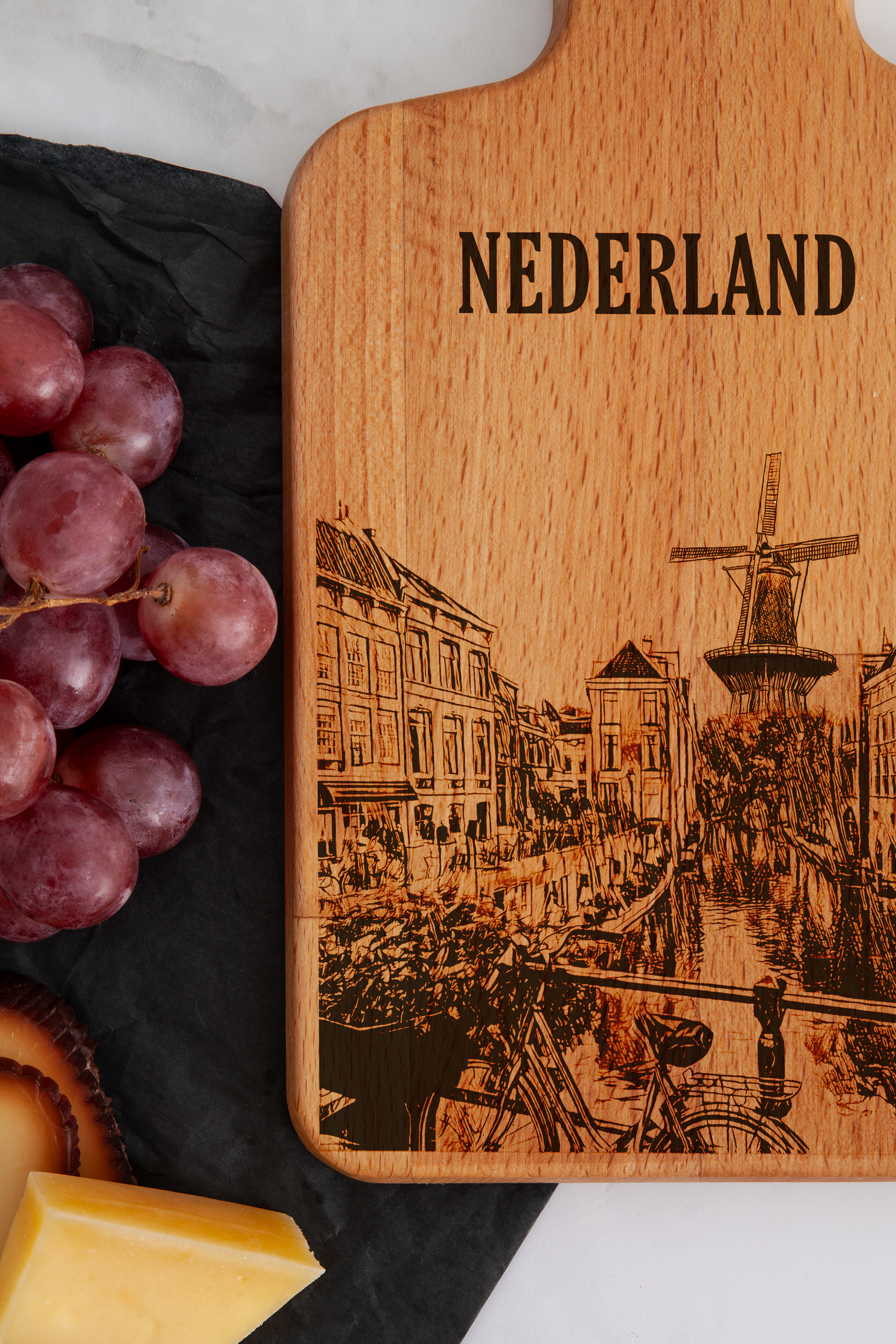 Nederland, City View, cheese board, close-up