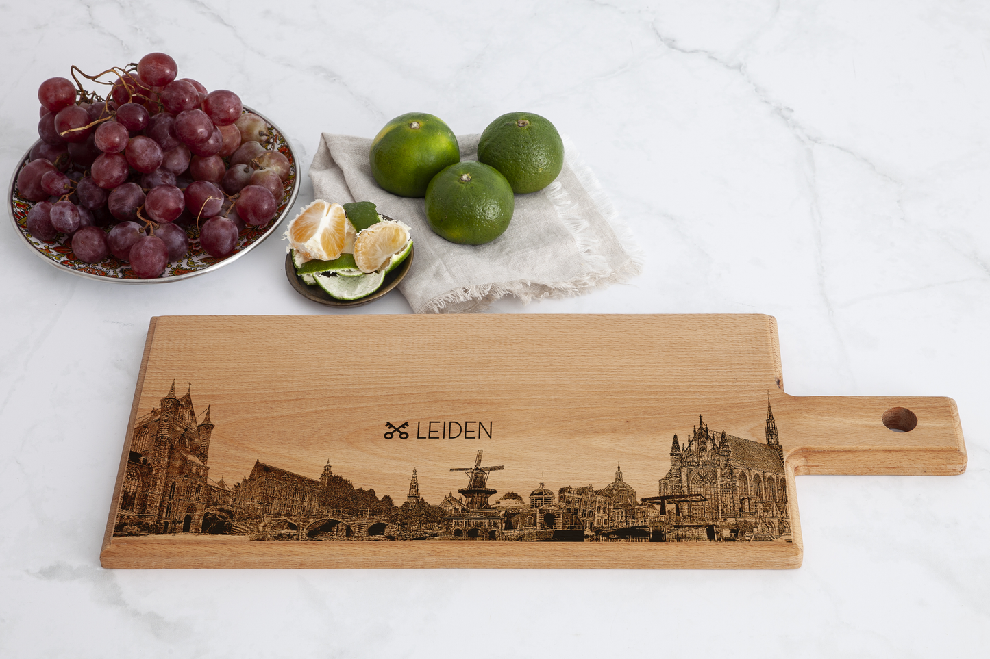 LEIDEN SKYLINE MEDIUM SERVING BOARD