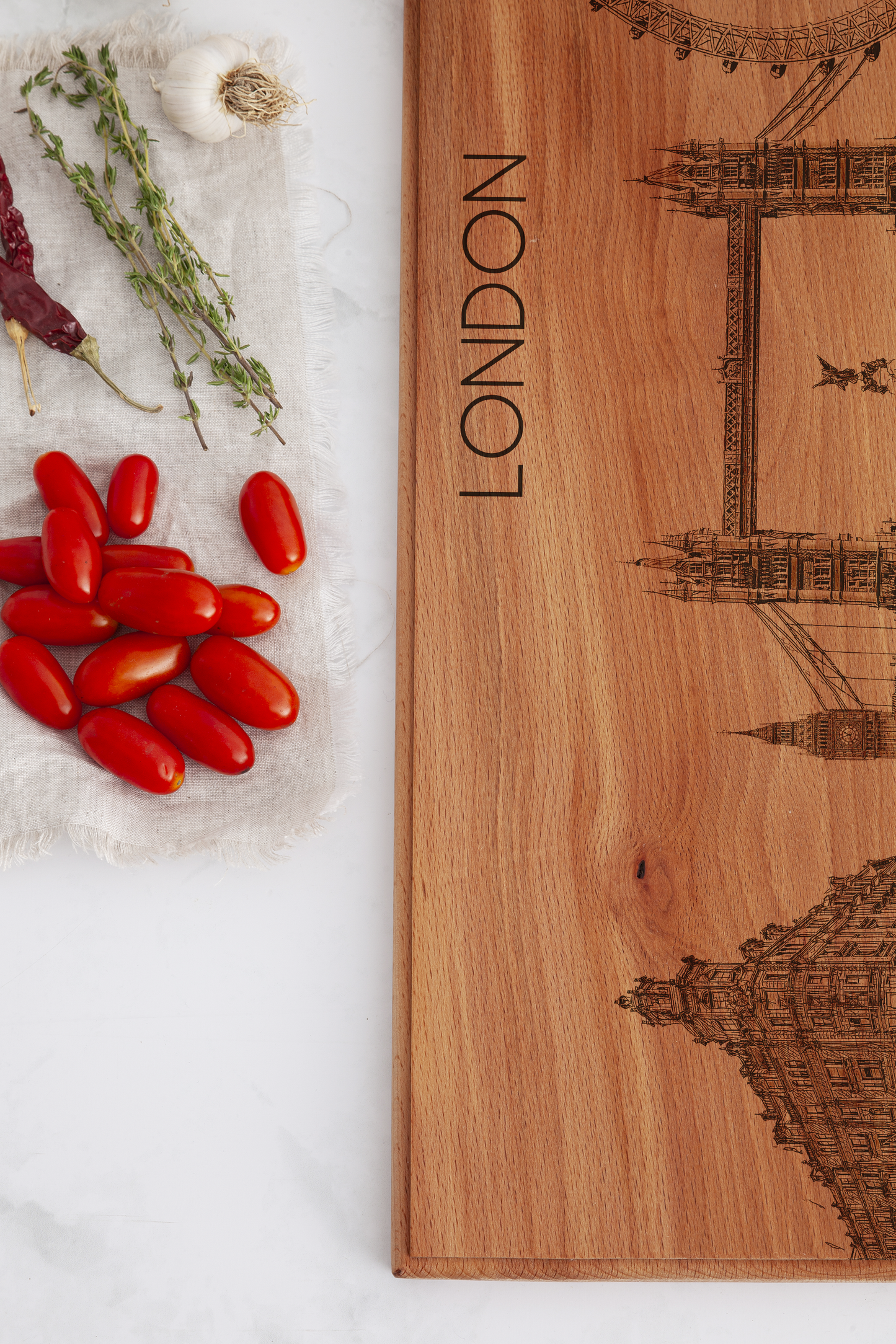 London Skyline Wooden Serving Board – 60 x 17 cm