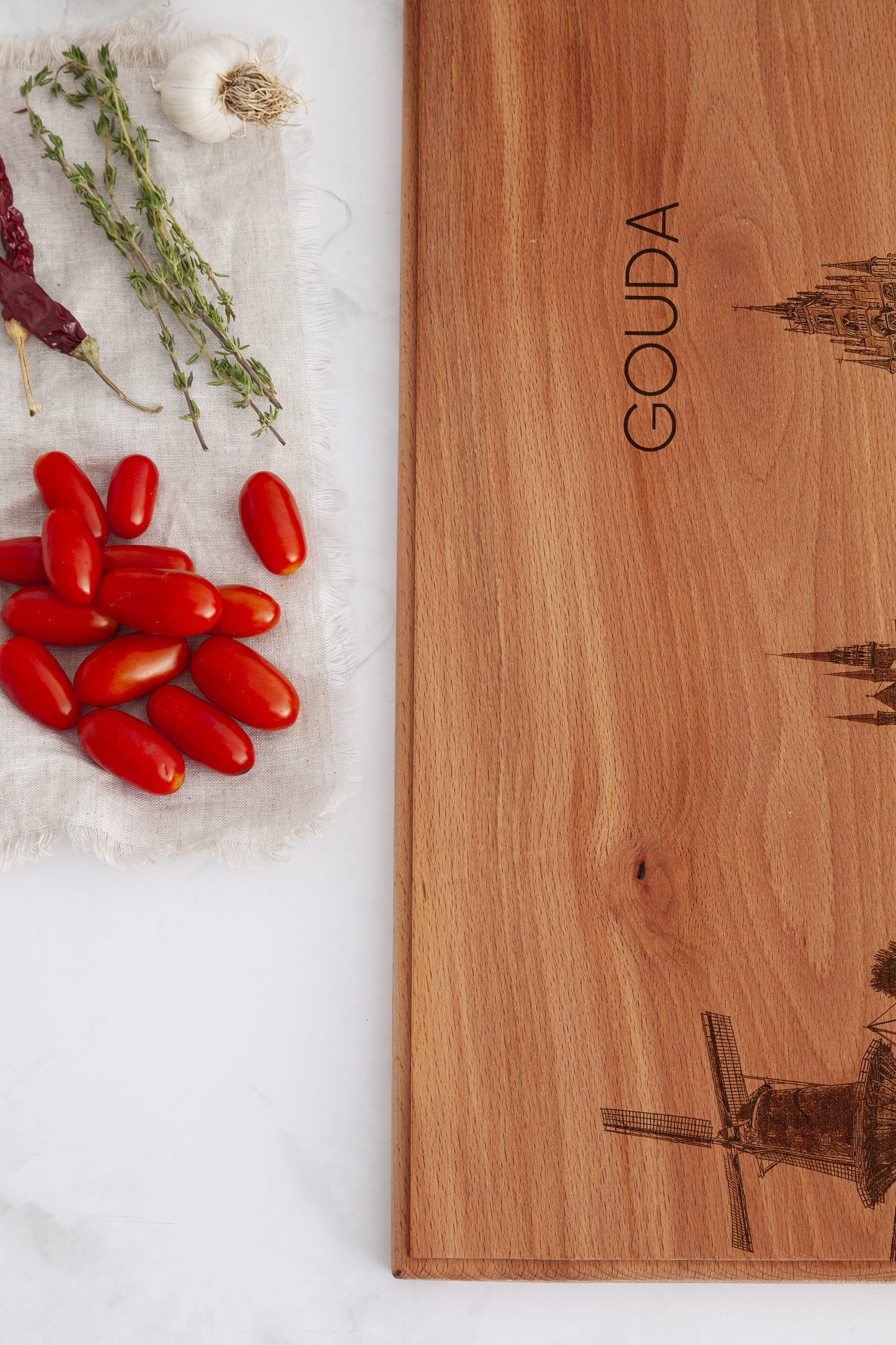 Gouda Skyline Wooden Serving Board – 60 x 17 cm
