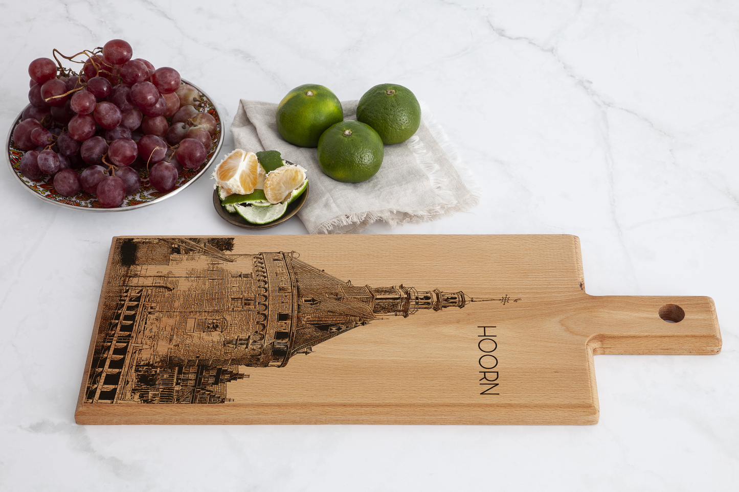 Hoorn – De Hoofdtoren – Wooden Serving Board (49 × 17 cm)