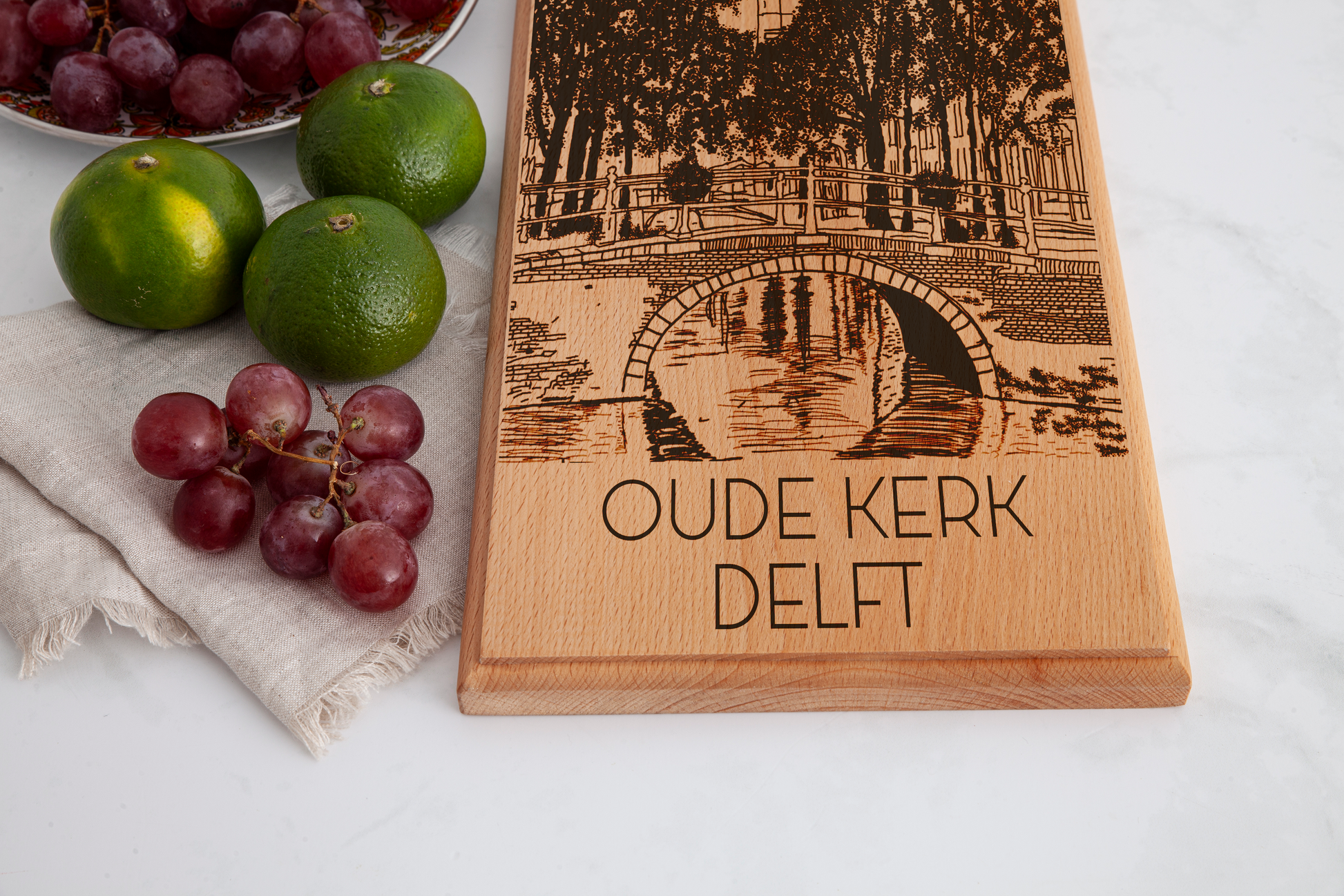 Delft, Oude Kerk, medium serving board, wood grain