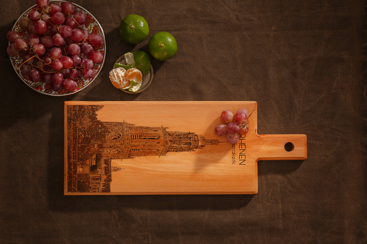 Rhenen – Cunerakerk Wooden Serving Board Souvenir (49 × 17 cm)