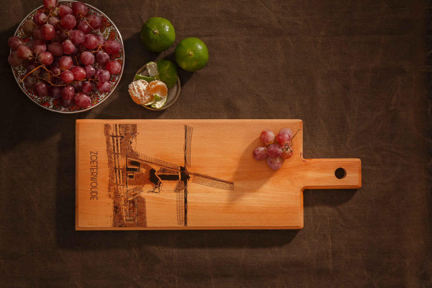 Zoeterwoude Molen – Wooden Serving Board (49 × 17 cm)