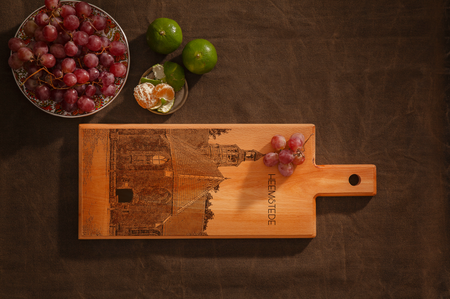 Heemstede Oude Kerk – Wooden Serving Board (49 × 17 cm)