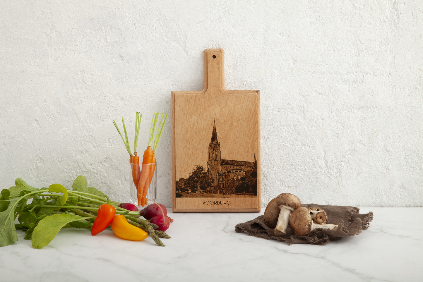 Voorburg – Handgemaakte Beukenhouten Serveer- & Kaasplank (28 × 15 cm)