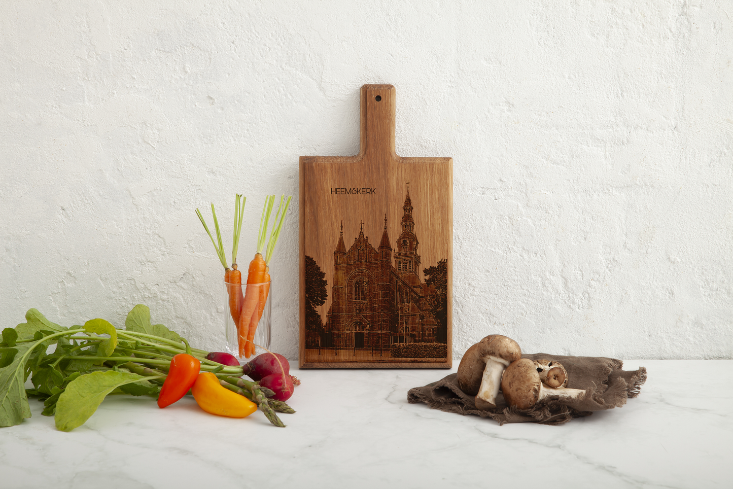 Heemskerk Sint-Laurentiuskerk – Handmade Beechwood Serving & Cheese Board (28 × 15 cm)