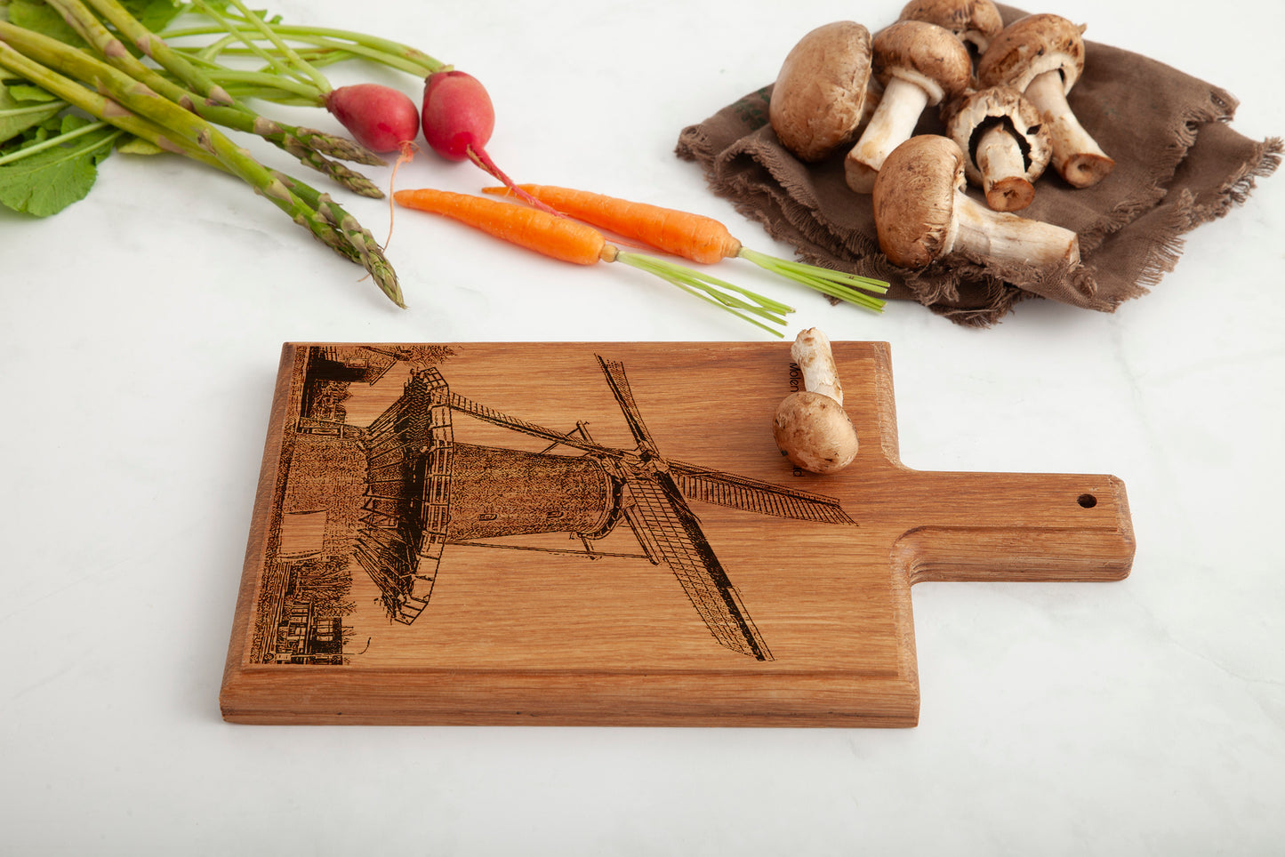 Katwijk – Molen De Geregtigheid Wooden Cheese Board (28 × 15 cm)