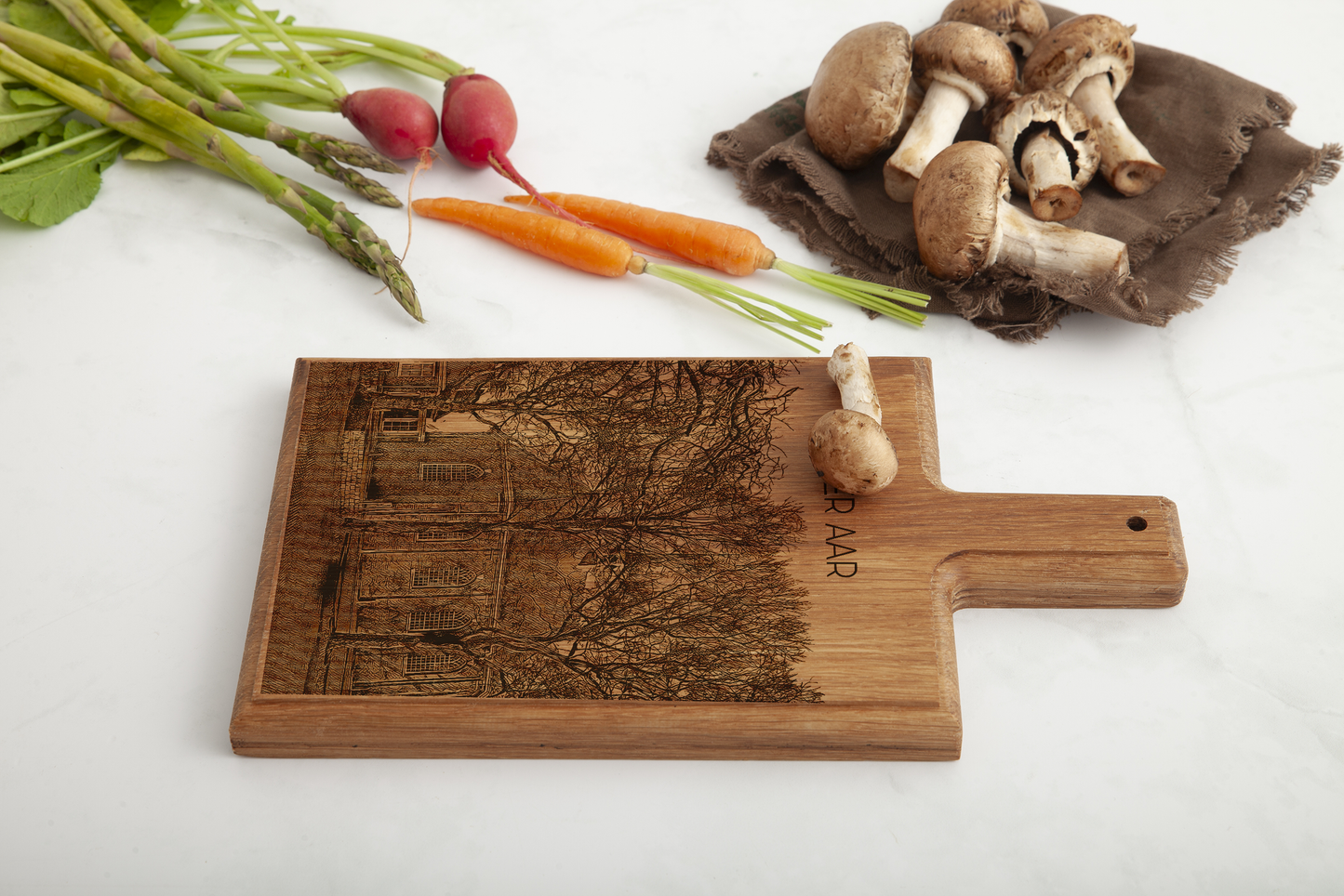 Ter Aar – Handmade Beechwood Serving & Cheese Board (28 × 15 cm)