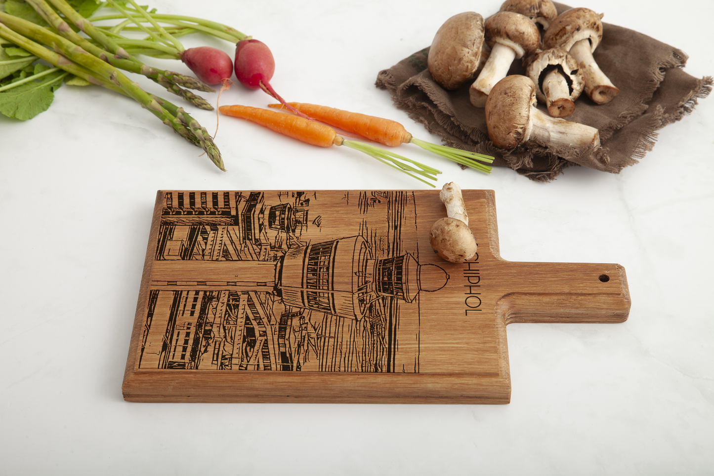 Schiphol – Handgemaakte Beukenhouten Serveer- & Kaasplank (28 × 15 cm)