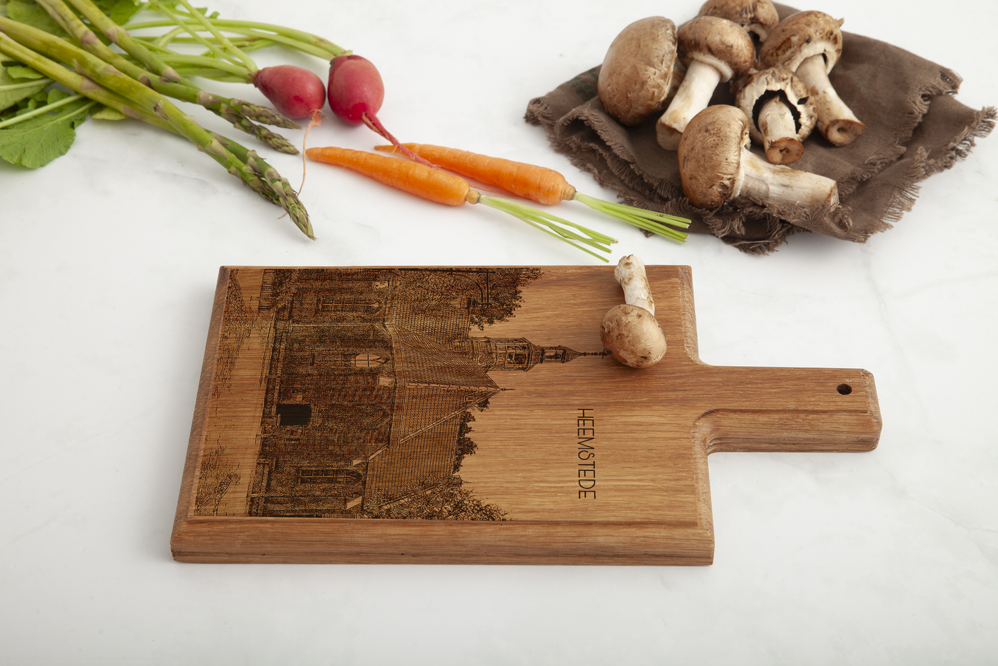 Heemstede Oude Kerk – Handmade Beechwood Serving & Cheese Board (28 × 15 cm)