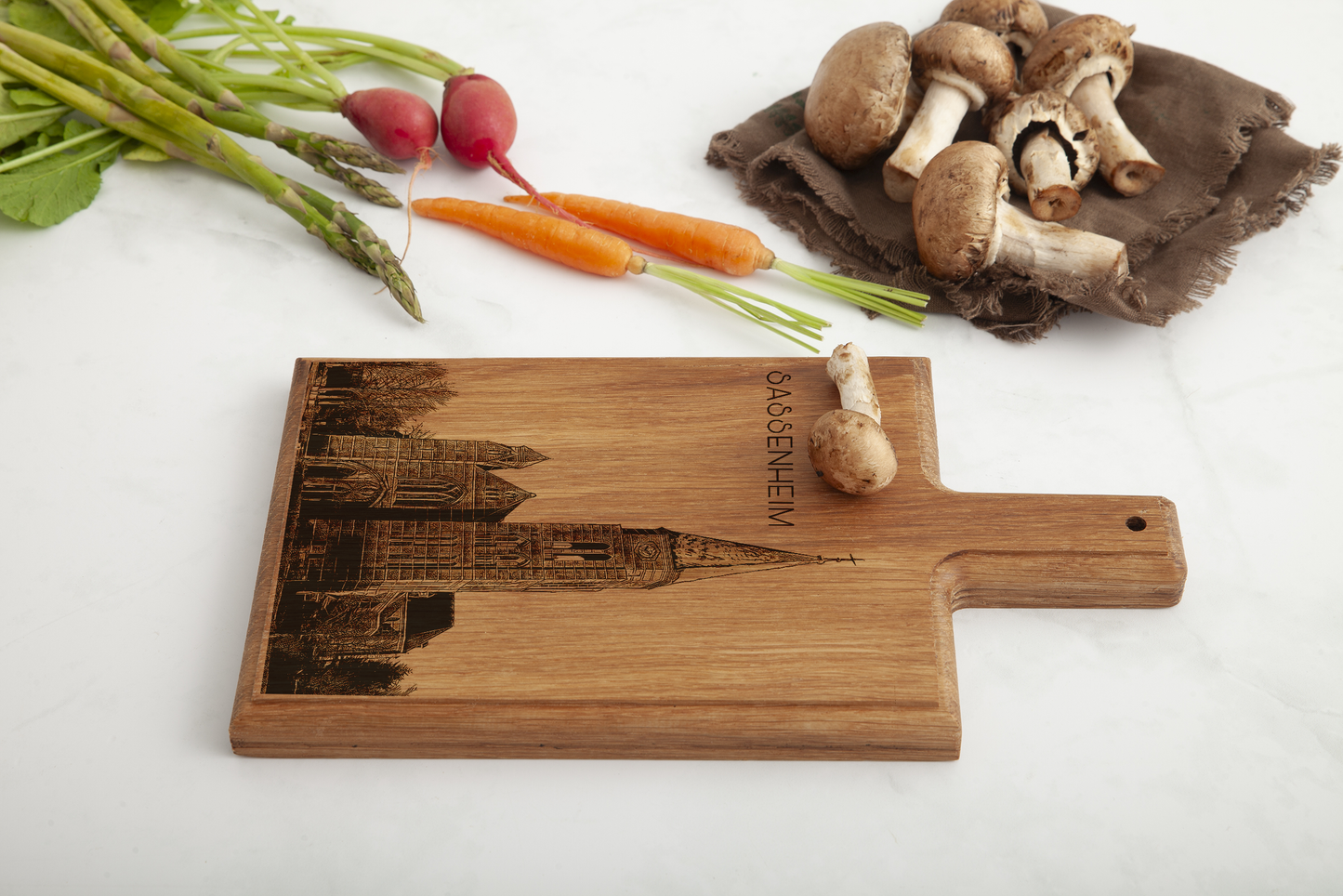 Handmade Sassenheim Sint-Pancratiuskerk Engraved Cheese Board - Beech Wood