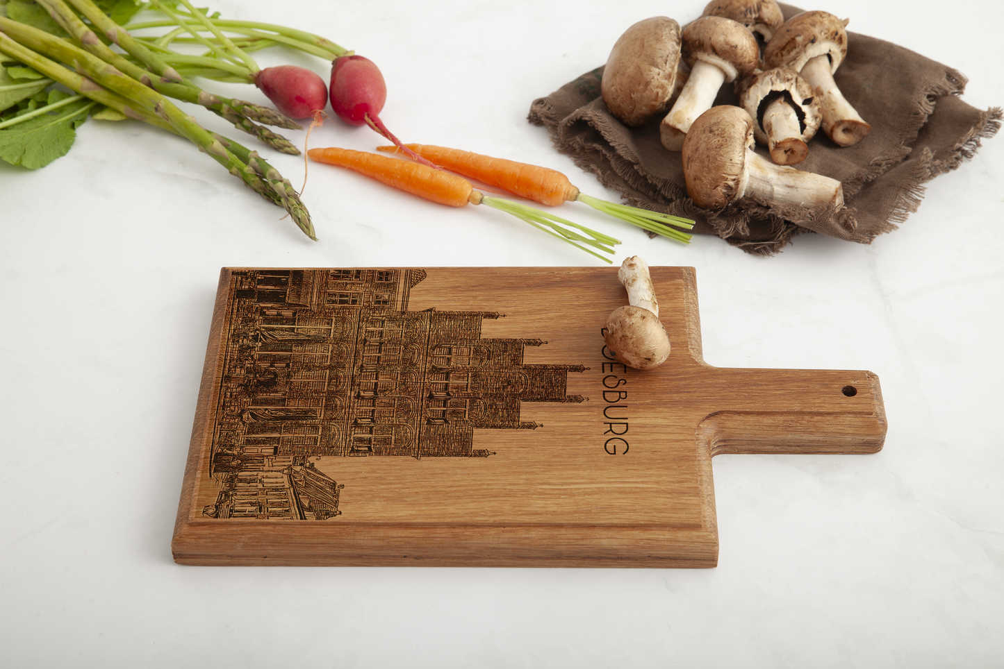 Doesburg – Handmade Beechwood Serving & Cheese Board (28 × 15 cm)