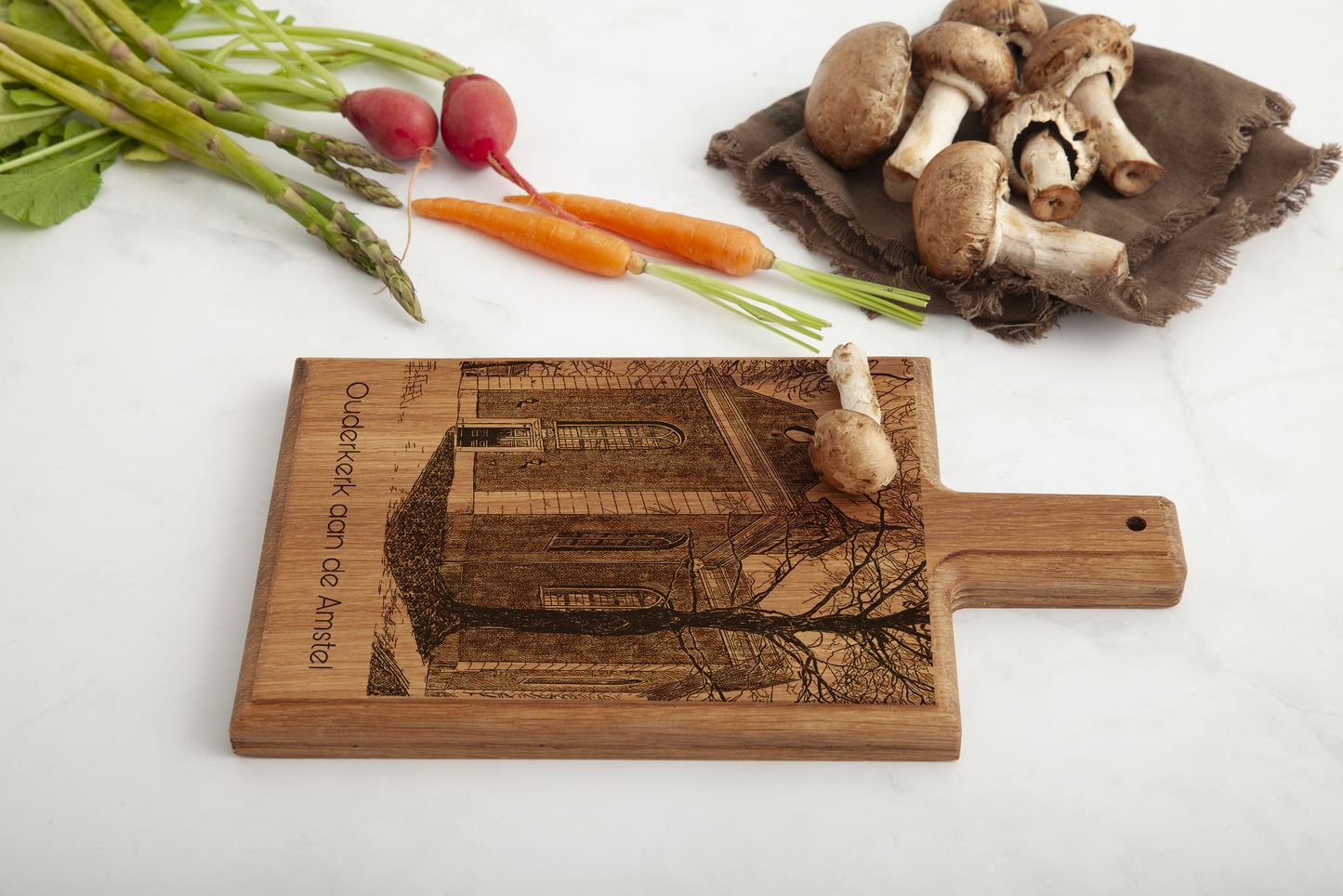 Ouderkerk aan de Amstel – Handmade Beechwood Serving & Cheese Board (28 × 15 cm)