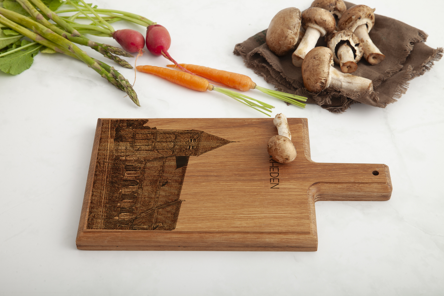 Rheden – Handgemaakte Beukenhouten Serveer- & Kaasplank (28 × 15 cm)