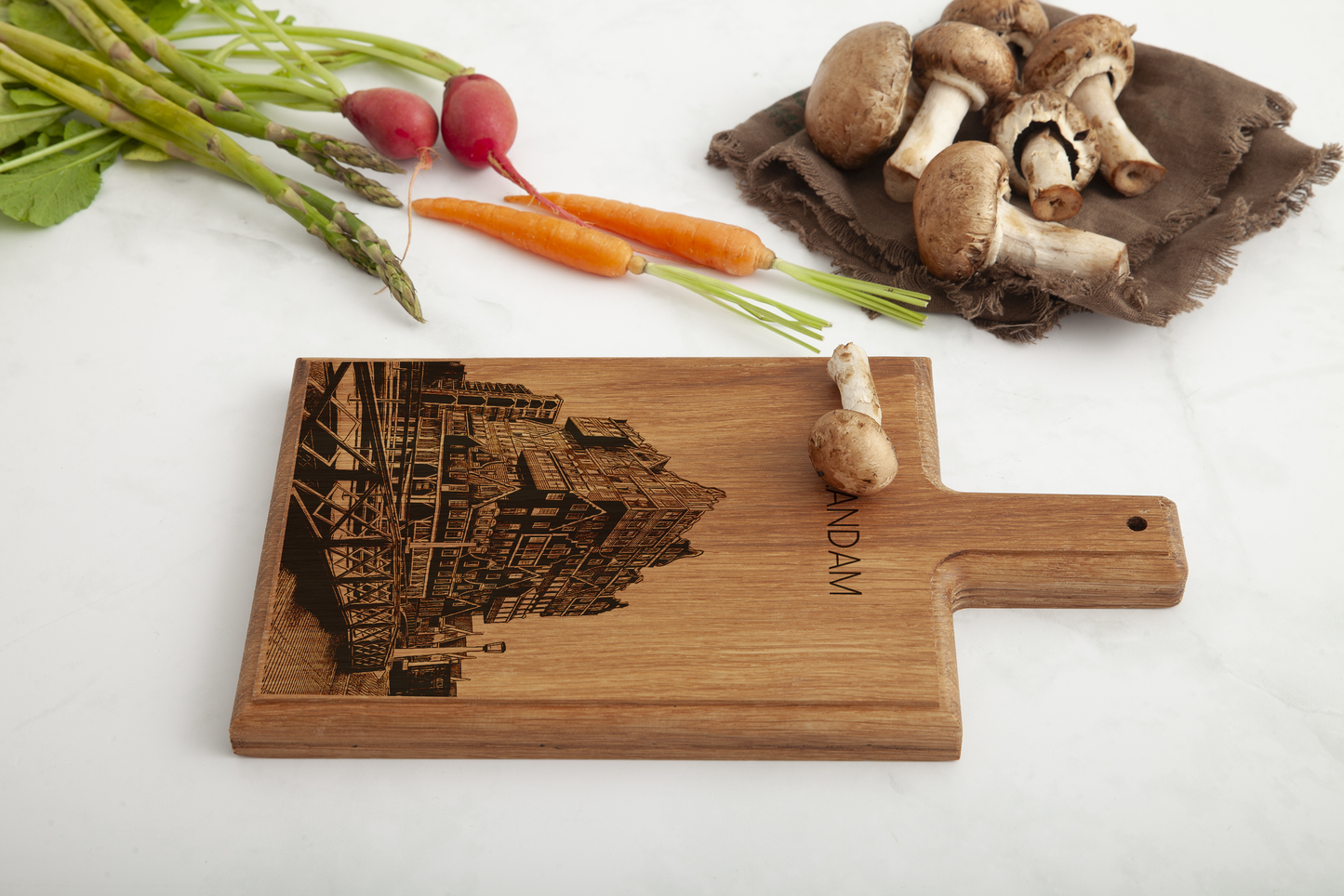 Zaandam – Handmade Beechwood Serving & Cheese Board (28 × 15 cm)