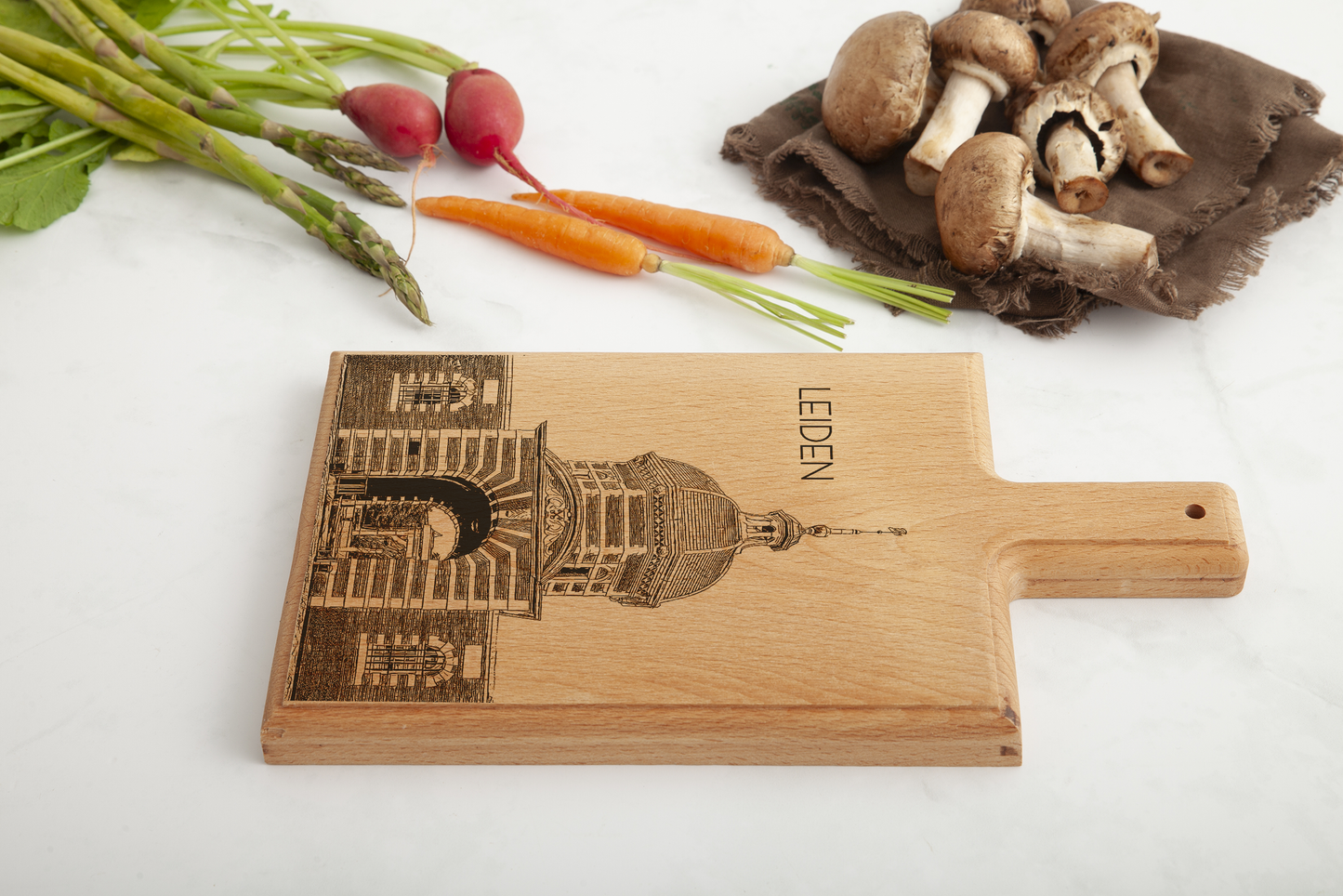 Leiden Morspoort – Handmade Beechwood Serving & Cheese Board (28 × 15 cm)