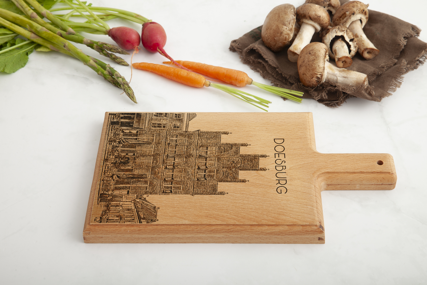 Doesburg – Handmade Beechwood Serving & Cheese Board (28 × 15 cm)