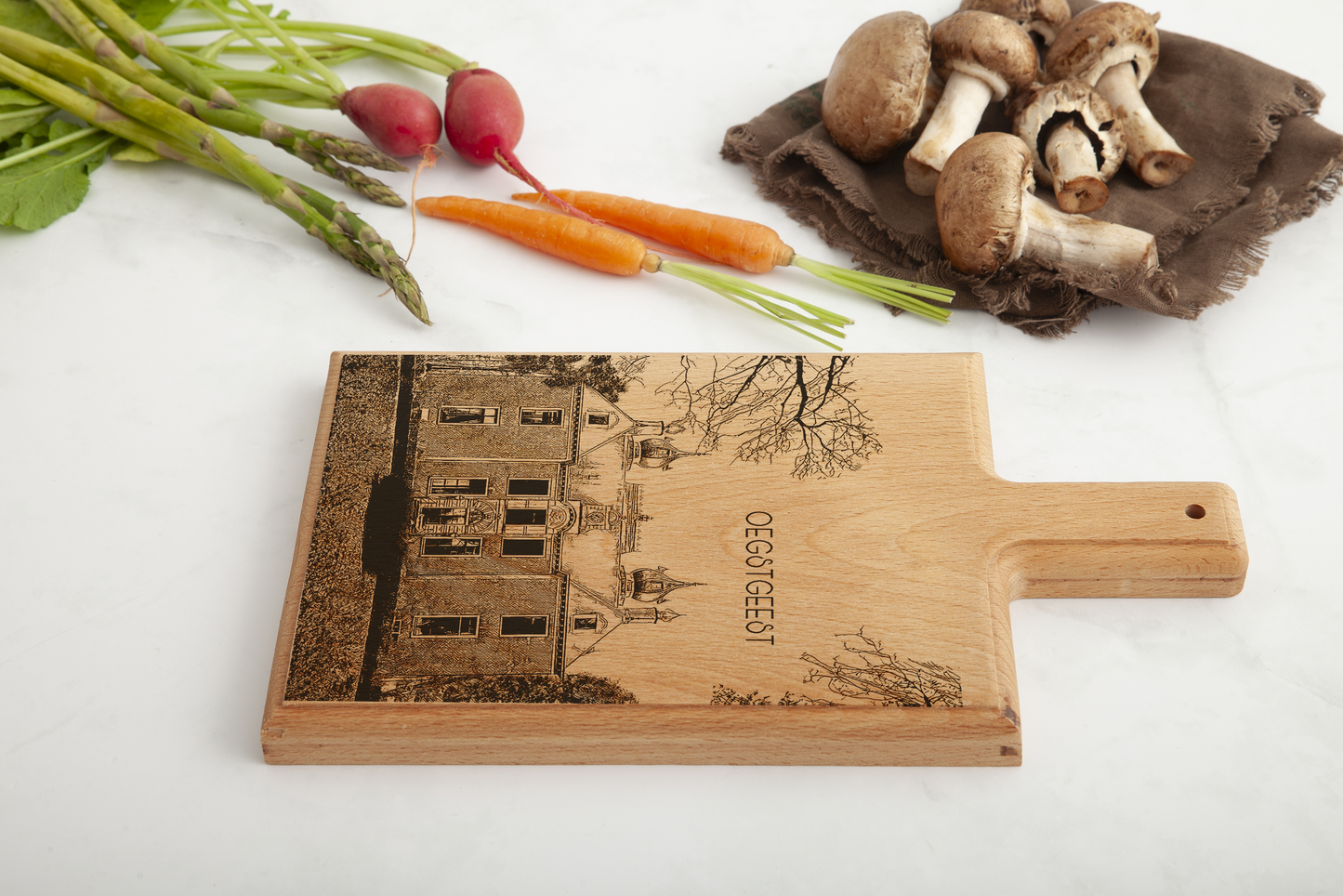 Handmade Oegstgeest Kasteel Oud Poelgeest Engraved Cheese Board - Beech Wood