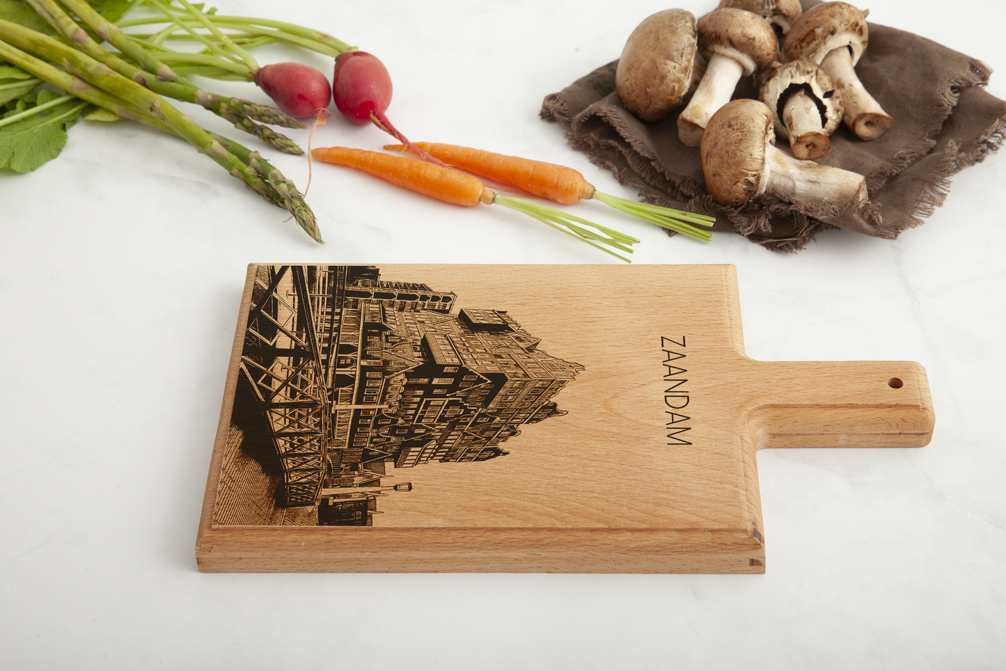 Zaandam – Handmade Beechwood Serving & Cheese Board (28 × 15 cm)