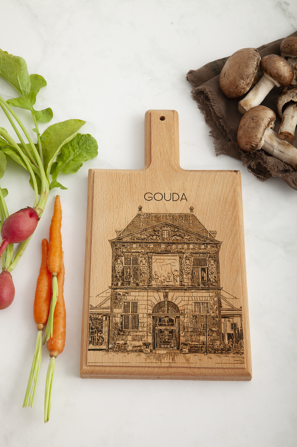 Gouda De Waag – Handmade Beechwood Serving & Cheese Board (28 × 15 cm)