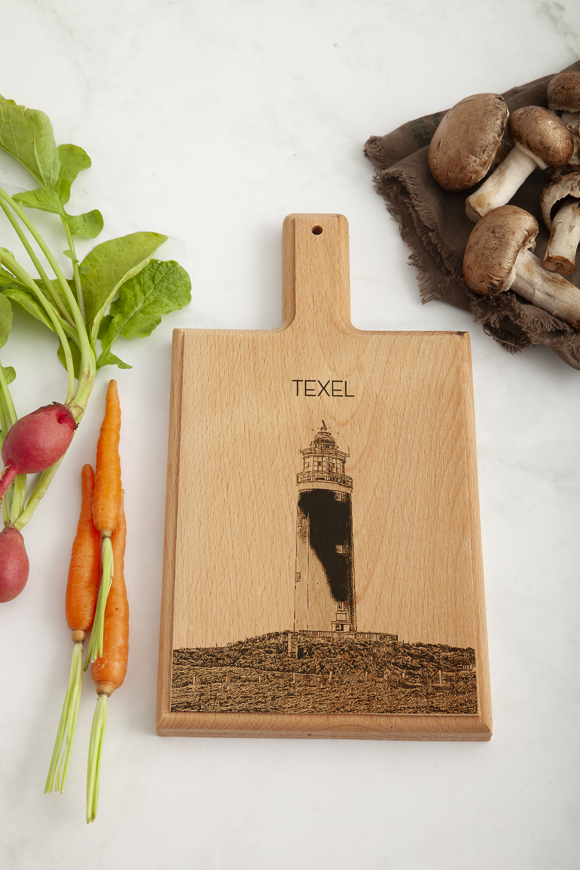Texel Vuurtoren – Handmade Beechwood Serving & Cheese Board (28 × 15 cm)