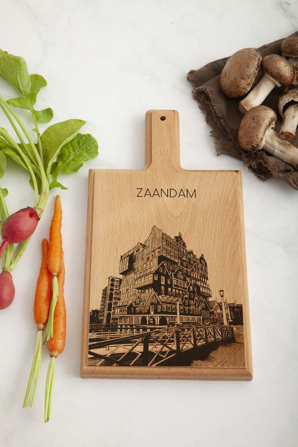 Zaandam – Handmade Beechwood Serving & Cheese Board (28 × 15 cm)