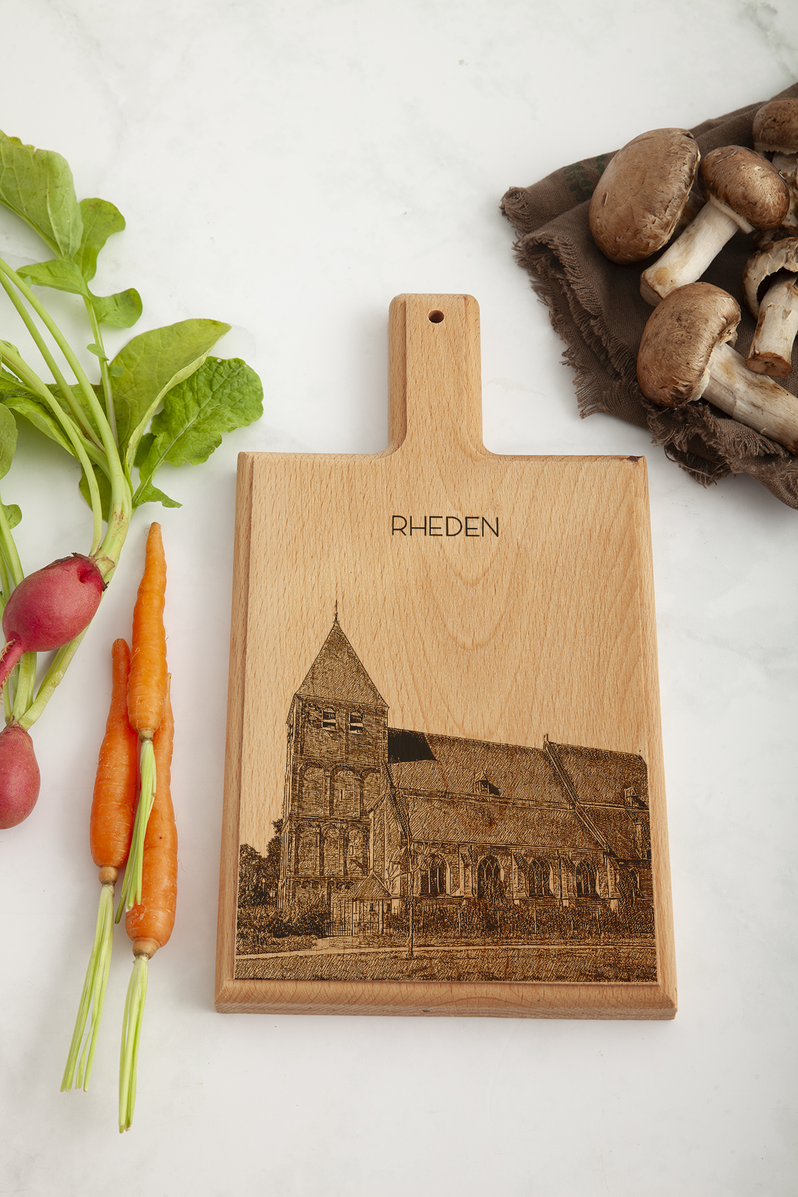 Rheden – Handgemaakte Beukenhouten Serveer- & Kaasplank (28 × 15 cm)