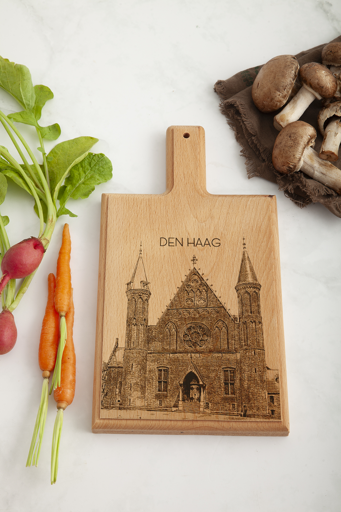 Den Haag Ridderzaal Cheese Board - Beech Wood