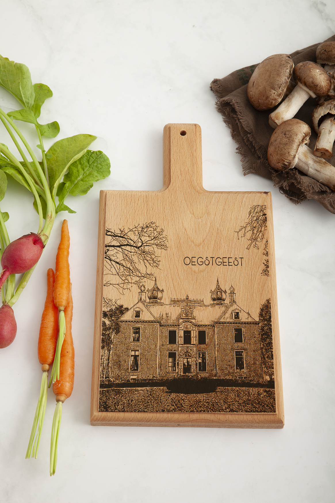 Handmade Oegstgeest Kasteel Oud Poelgeest Engraved Cheese Board - Beech Wood