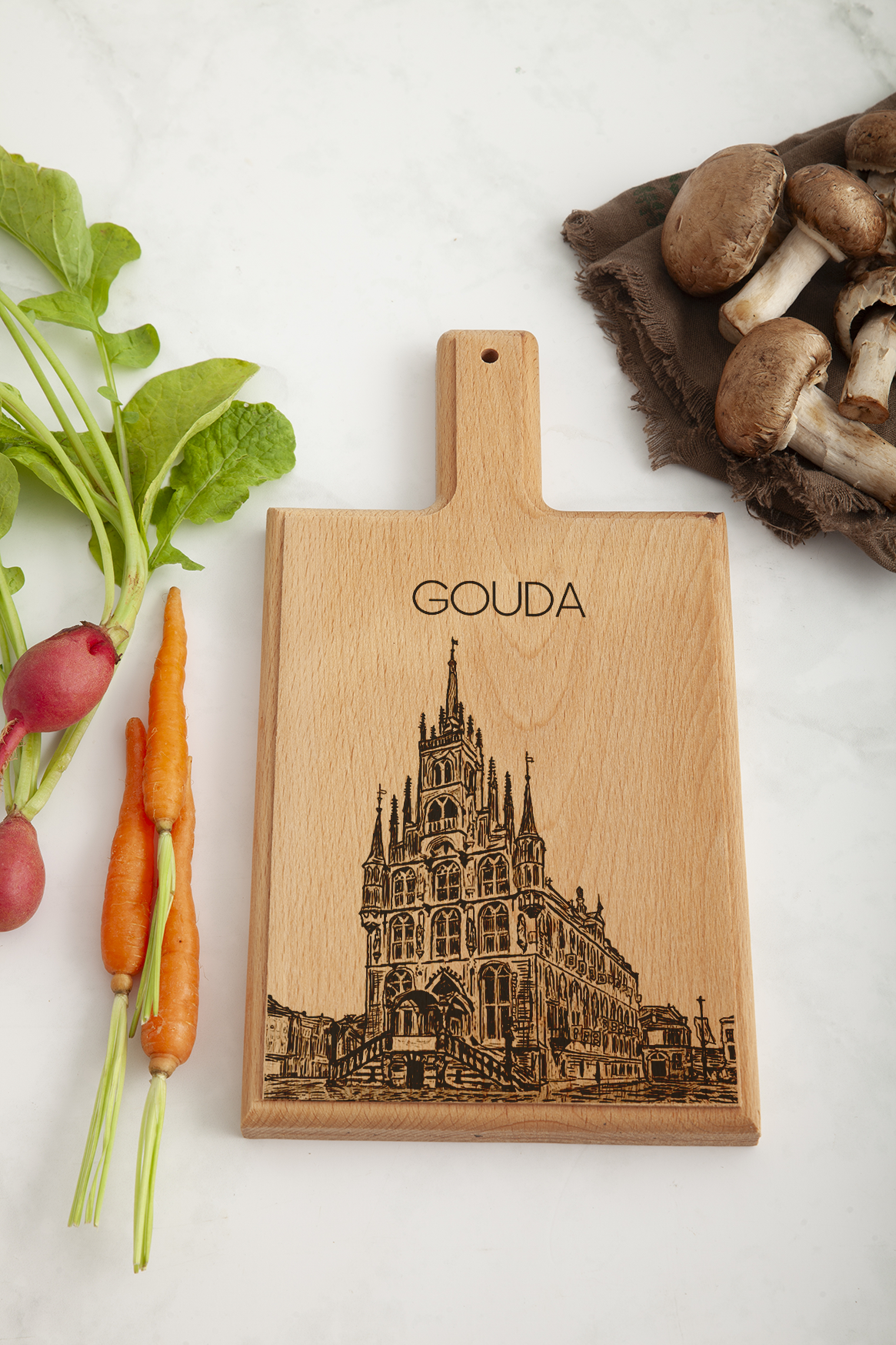 Gouda Stadhuis Cheese Board - Beech Wood