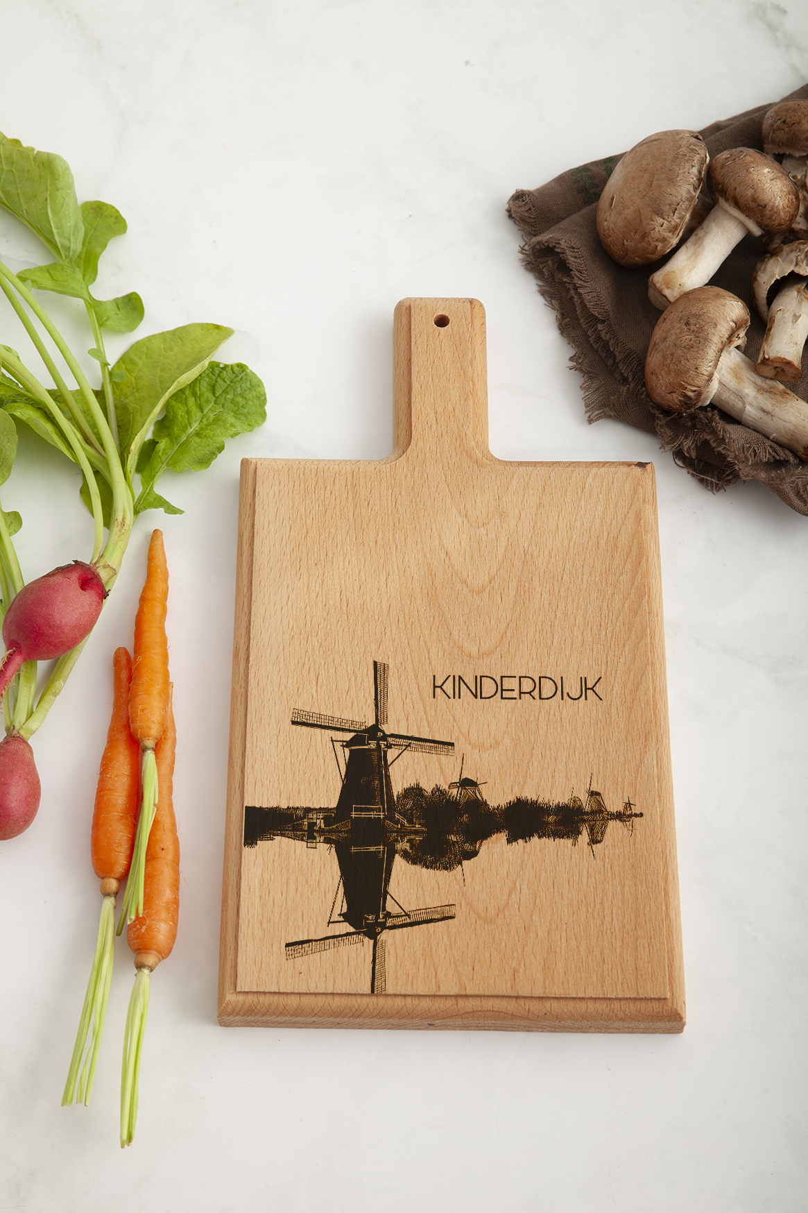 Kinderdijk Windmills – Handmade Beechwood Serving & Cheese Board (28 × 15 cm)