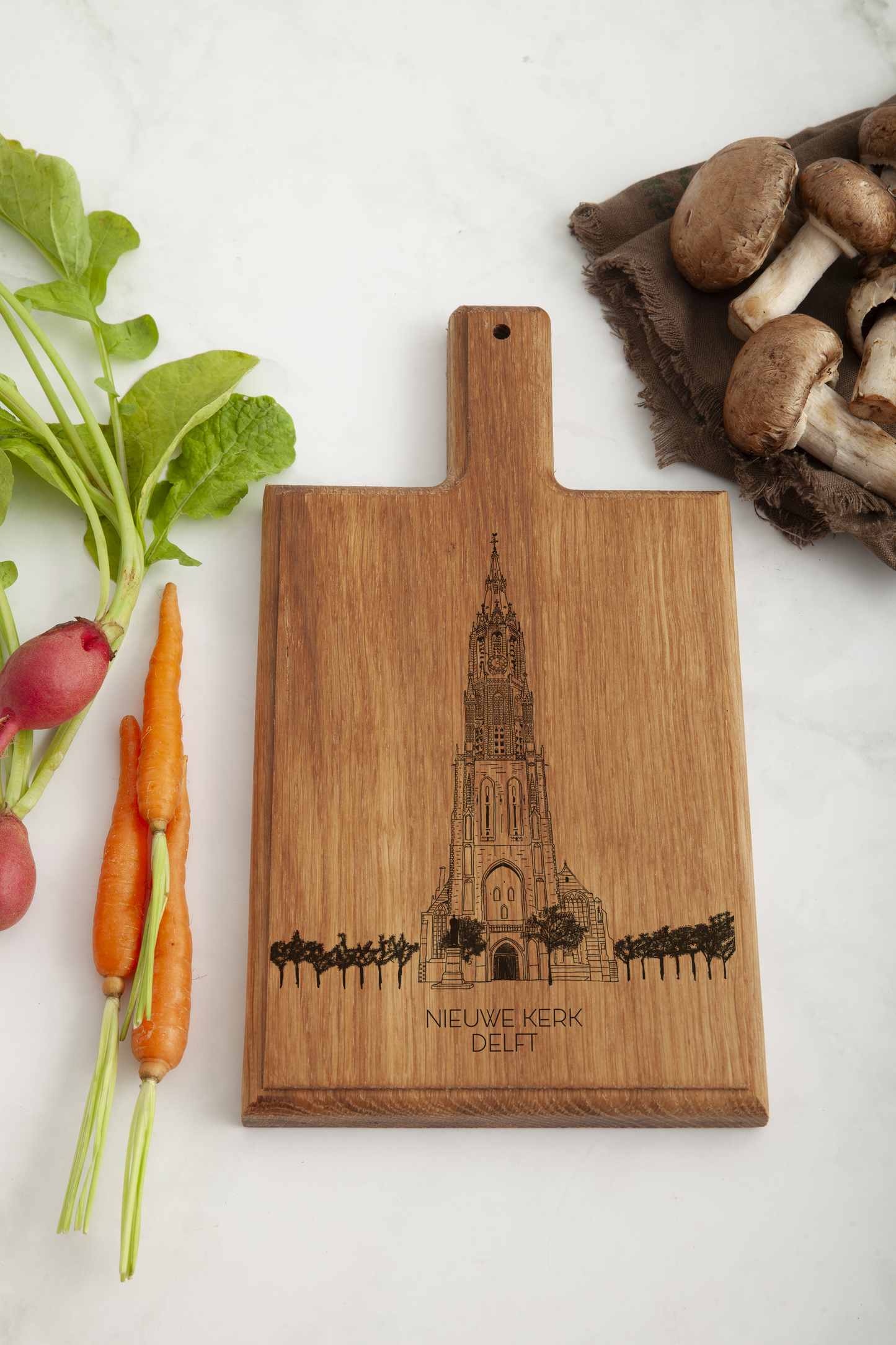 DELFT NIEUWE KERK ENRAVED CHEESE BOARD