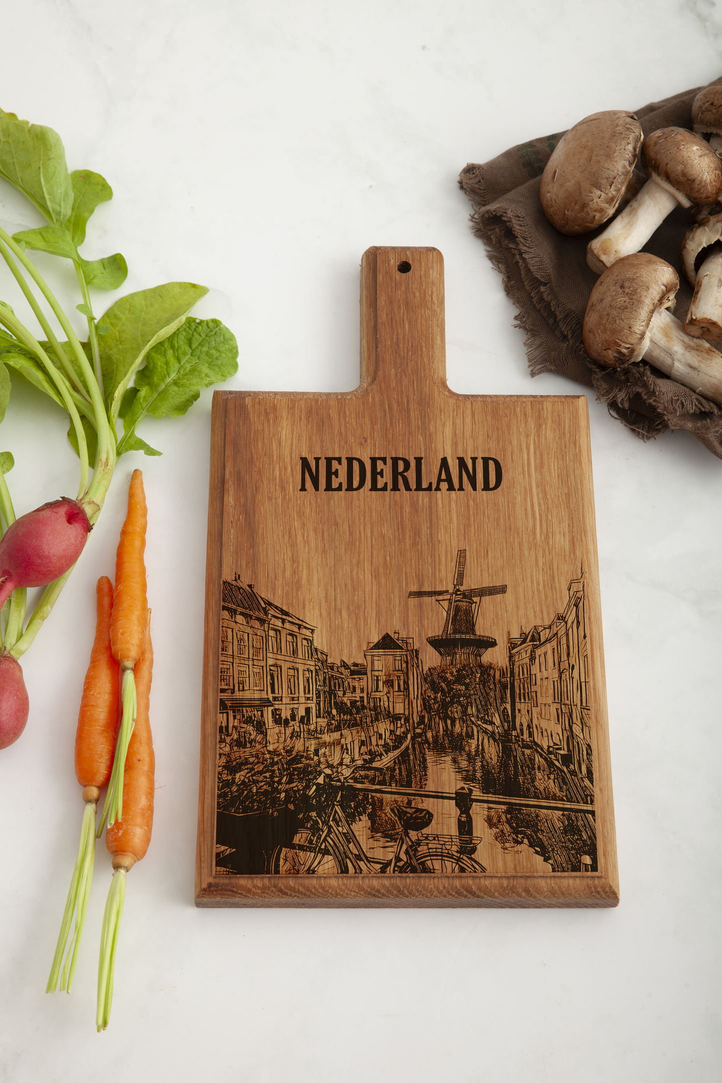 Nederland Cheese Board - Beech Wood