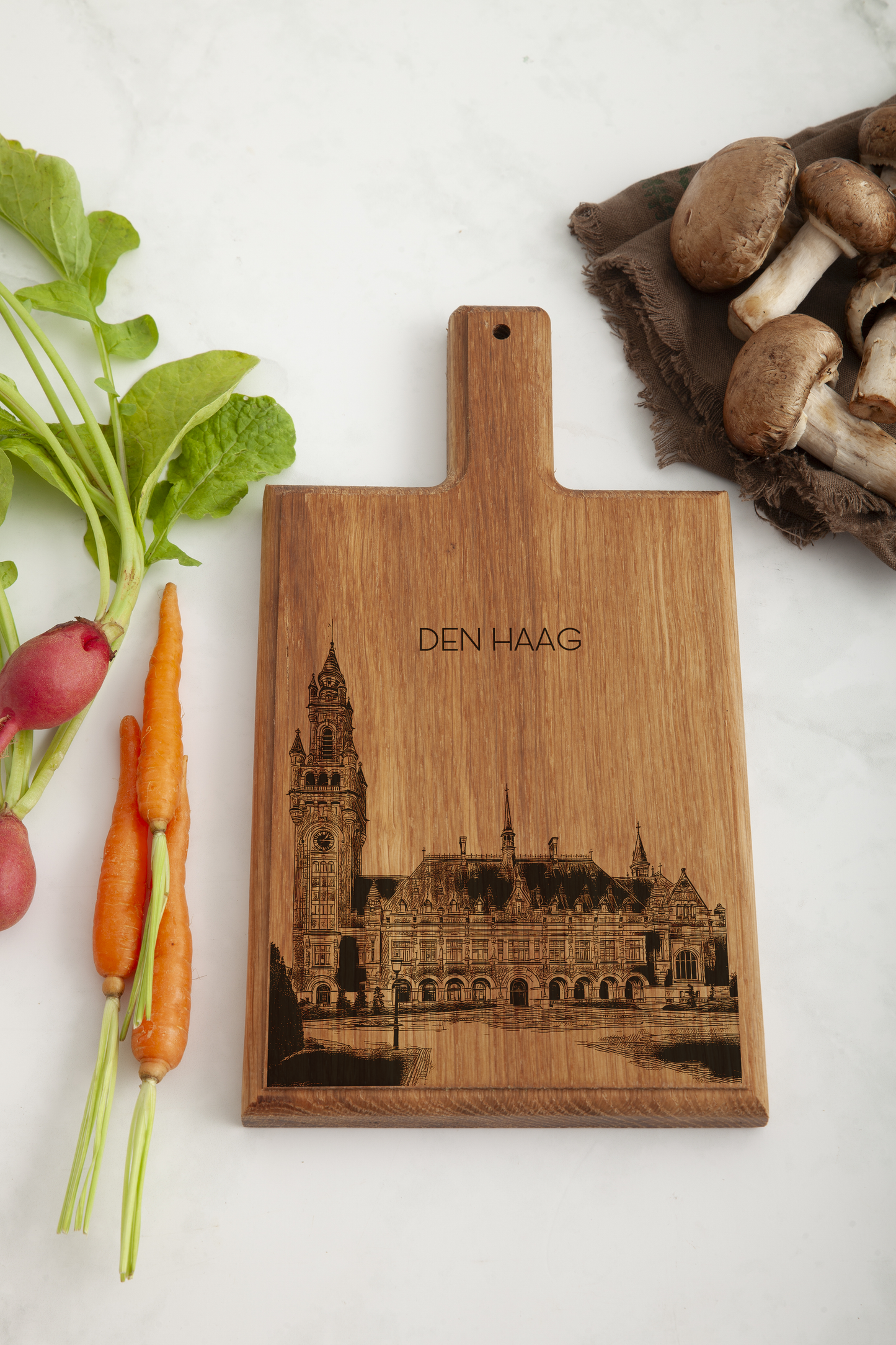 Den Haag Vredespaleis Cheese Board - Beech Wood