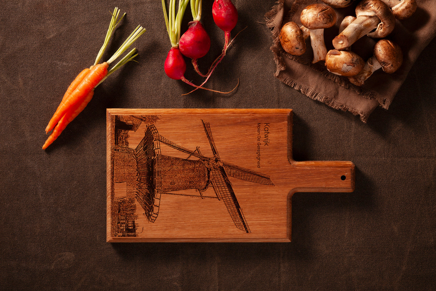 Katwijk – Molen De Geregtigheid Wooden Cheese Board (28 × 15 cm)