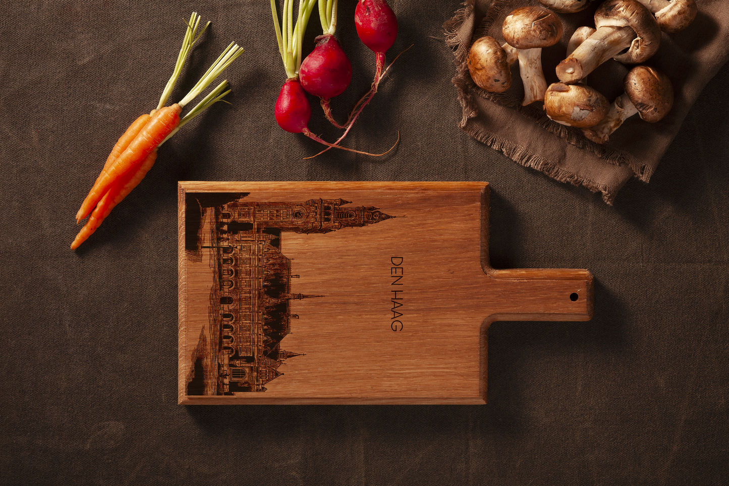 Den Haag Vredespaleis Cheese Board - Beech Wood