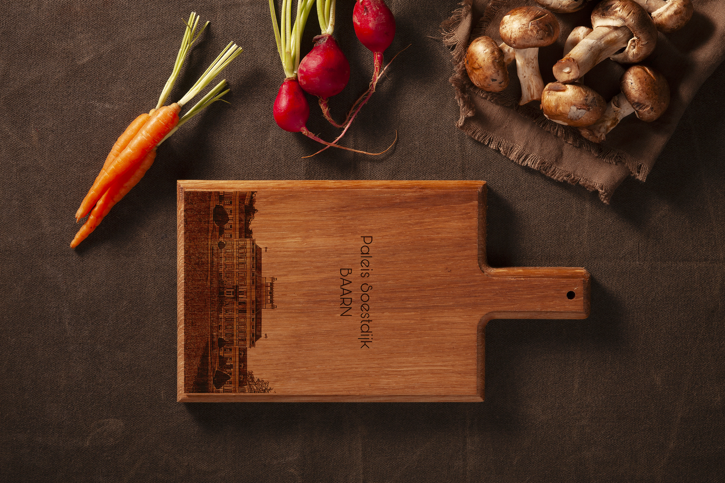 Paleis Soestdijk Baarn – Handmade Beechwood Serving & Cheese Board (28 × 15 cm)