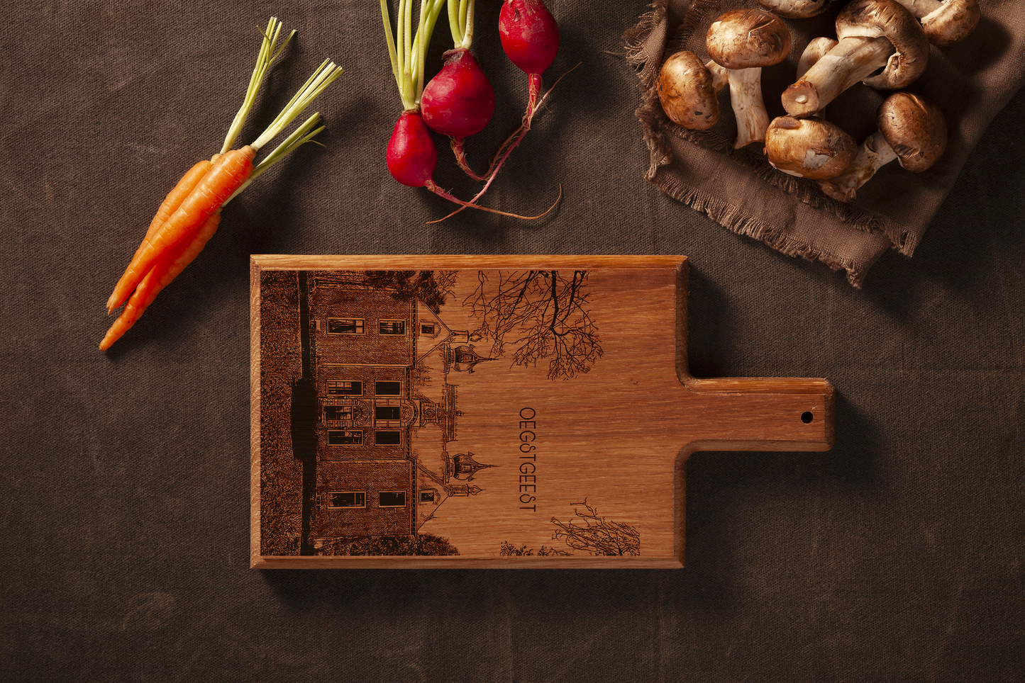 Handmade Oegstgeest Kasteel Oud Poelgeest Engraved Cheese Board - Beech Wood