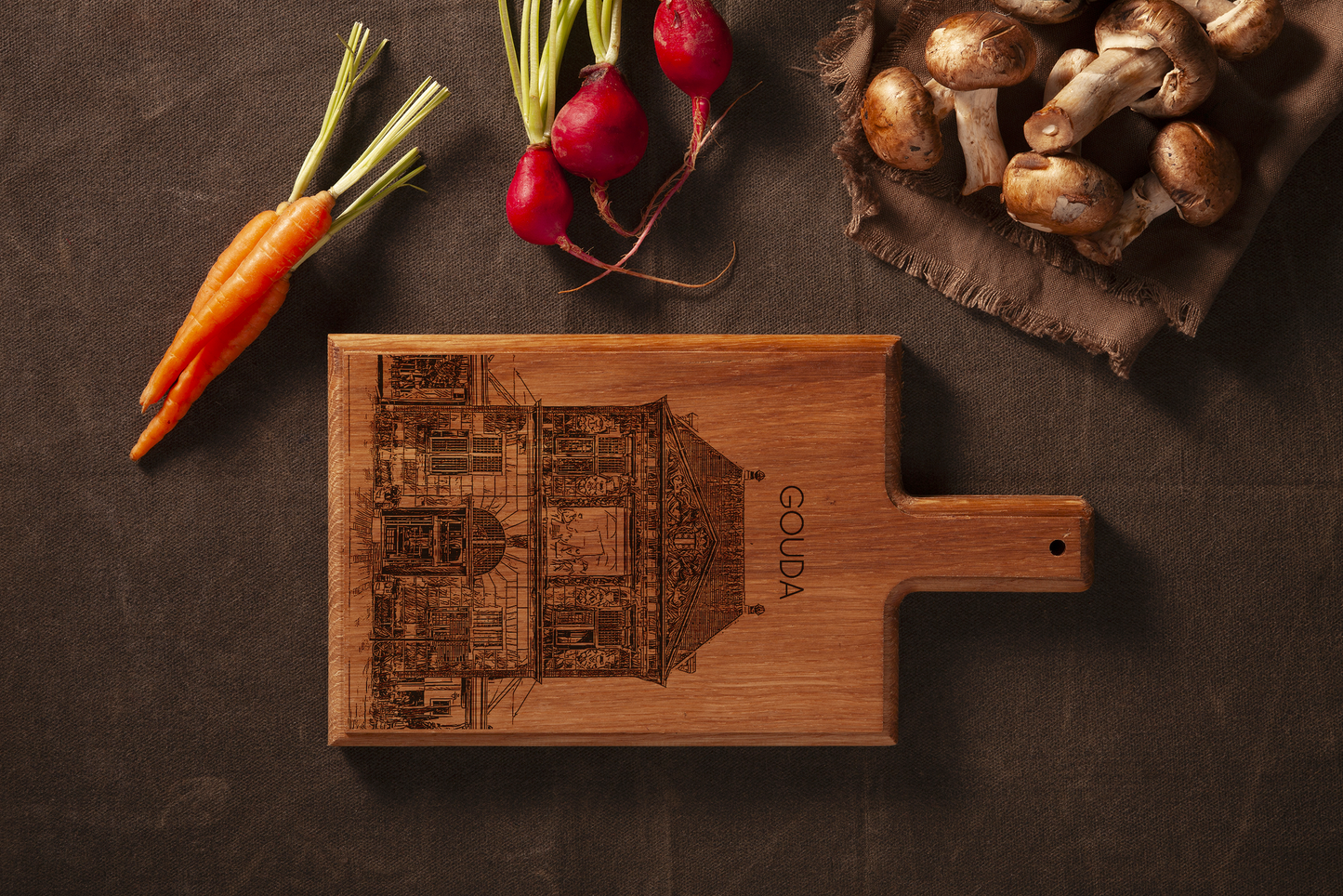 Gouda De Waag – Handmade Beechwood Serving & Cheese Board (28 × 15 cm)