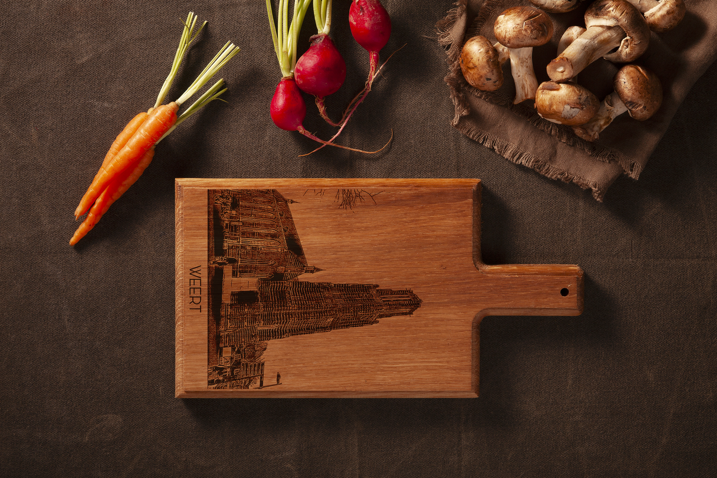 Weert – Handmade Beechwood Serving & Cheese Board (28 × 15 cm)