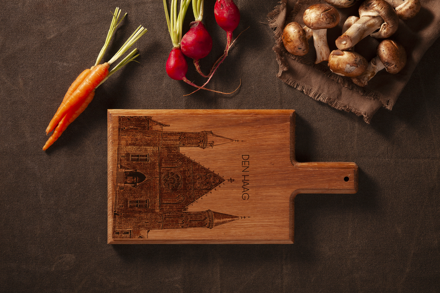 Den Haag Ridderzaal Cheese Board - Beech Wood