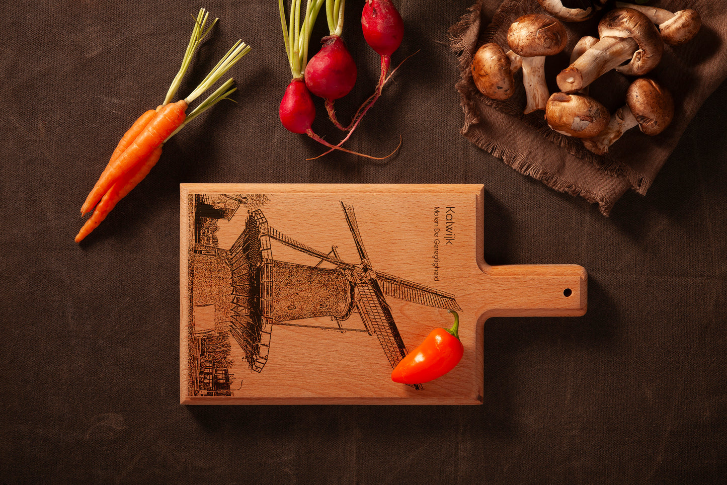 Katwijk – Molen De Geregtigheid Wooden Cheese Board (28 × 15 cm)