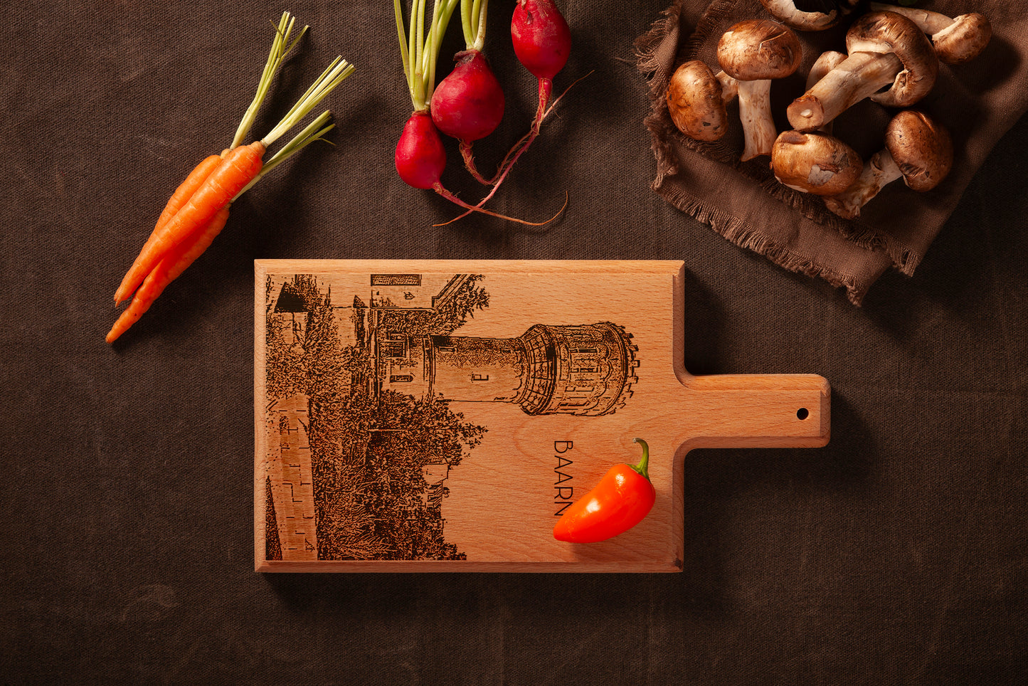 Baarn – Watertoren Wooden Cheese Board Souvenir (28 × 15 cm)