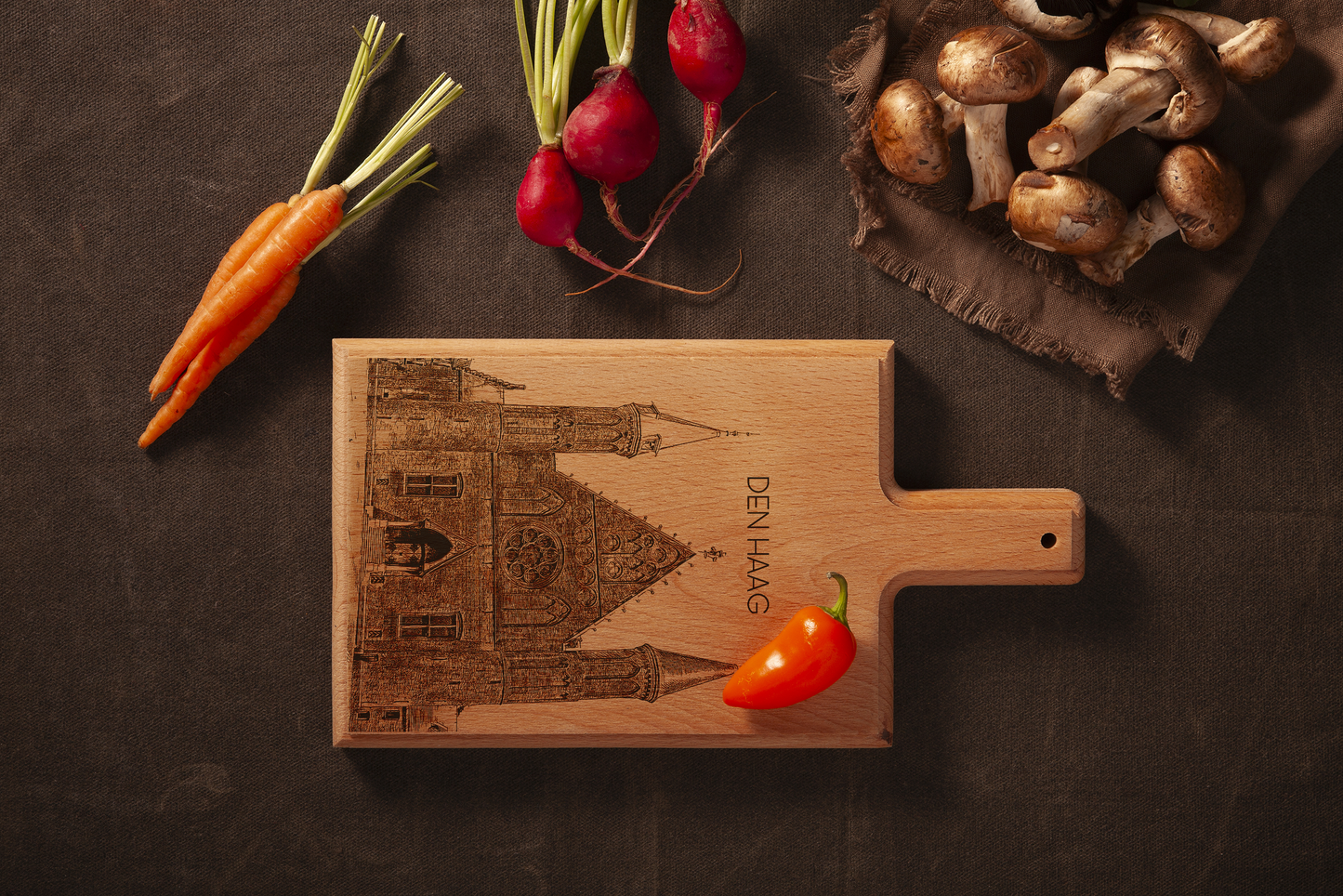 Den Haag Ridderzaal Cheese Board - Beech Wood