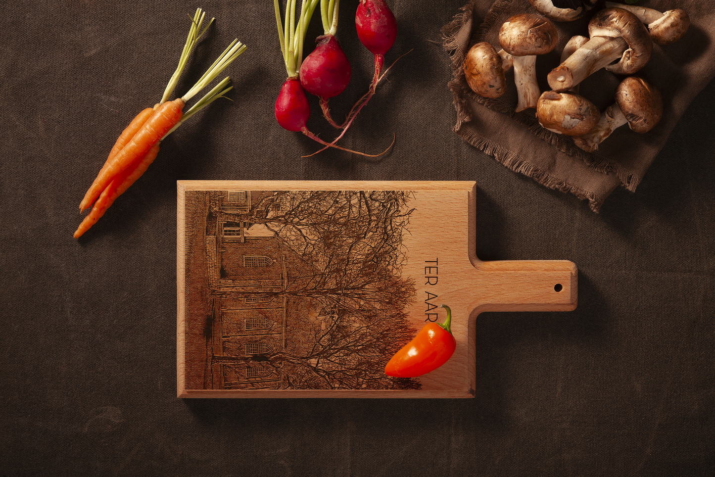 Ter Aar – Handmade Beechwood Serving & Cheese Board (28 × 15 cm)