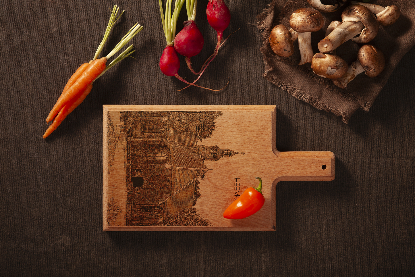 Heemstede Oude Kerk – Handmade Beechwood Serving & Cheese Board (28 × 15 cm)