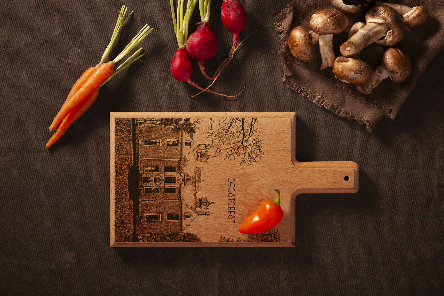 Handmade Oegstgeest Kasteel Oud Poelgeest Engraved Cheese Board - Beech Wood